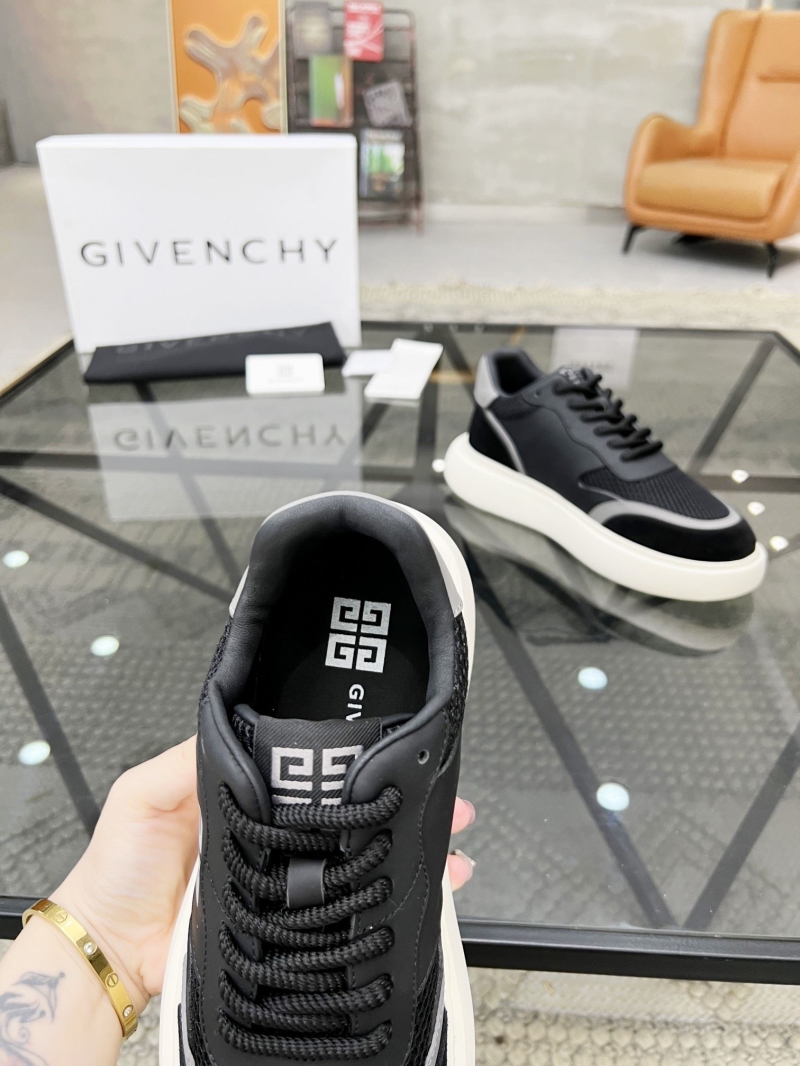 Givenchy Sneakers